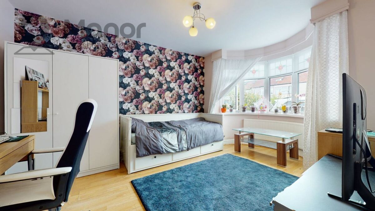 Norman Road, Hornchurch, RM11 1NB