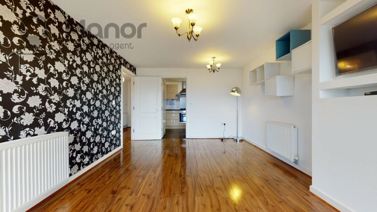 Bridgland Road, Purfleet, RM19 1AP