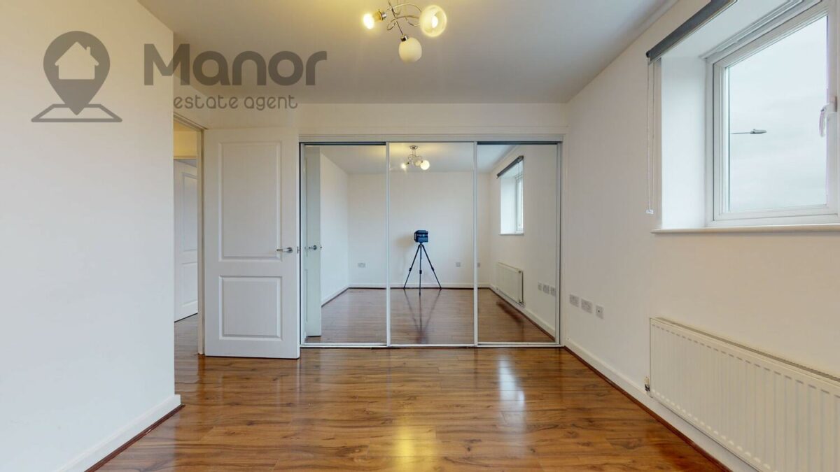 Bridgland Road, Purfleet, RM19 1AP