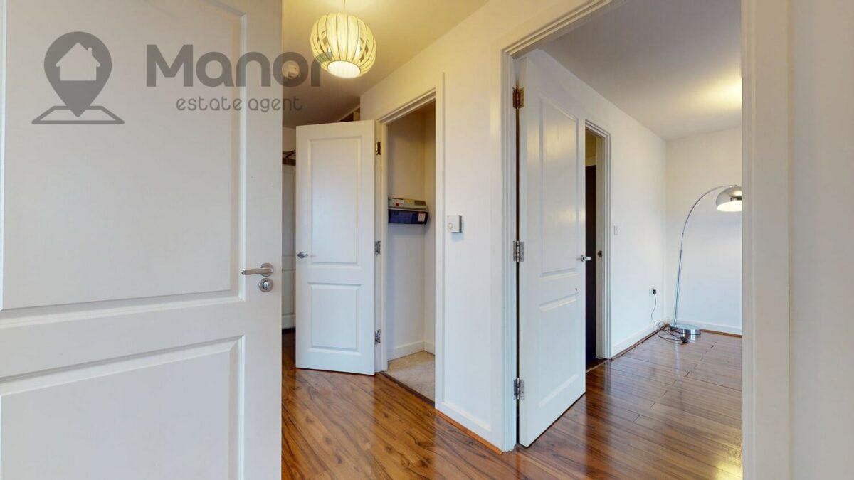 Bridgland Road, Purfleet, RM19 1AP