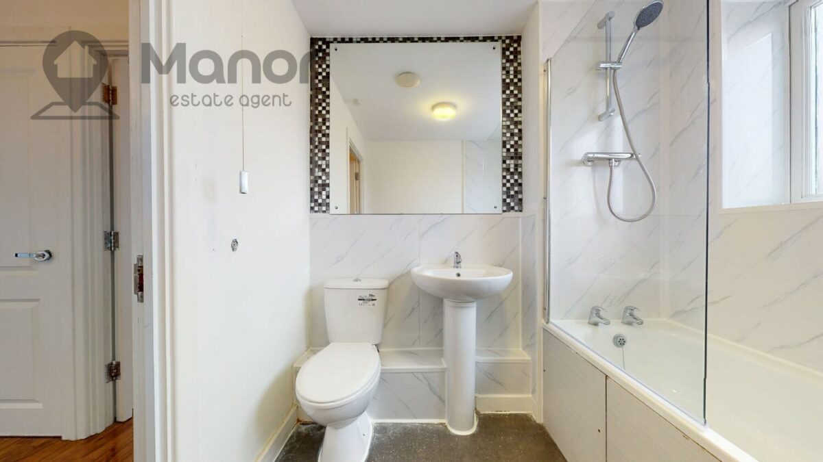 Bridgland Road, Purfleet, RM19 1AP