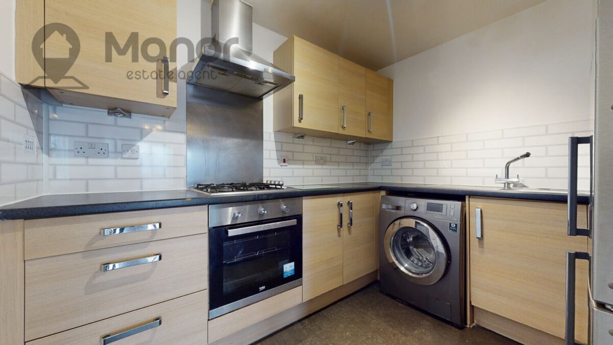 Bridgland Road, Purfleet, RM19 1AP