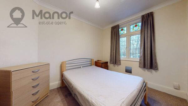 Longbridge Road, Barking, IG11 8SL