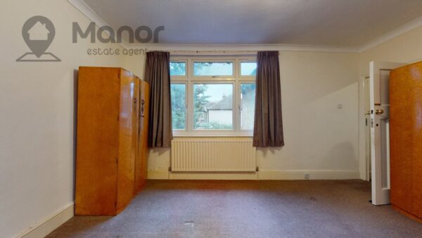 Longbridge Road, Barking, IG11 8SL