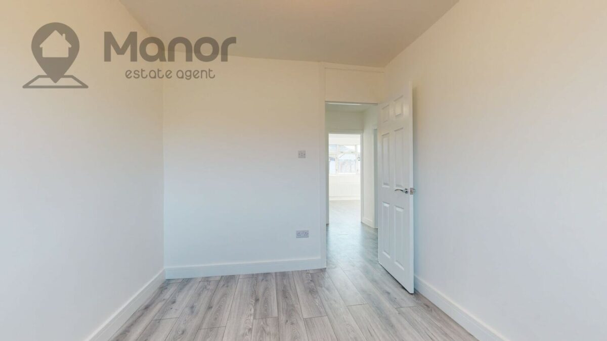 Westrow Drive, Barking, IG11 9BT