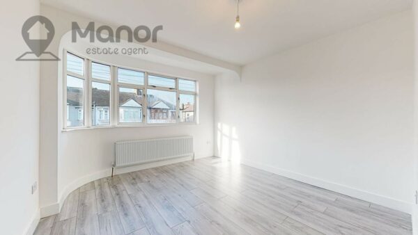 Westrow Drive, Barking, IG11 9BT