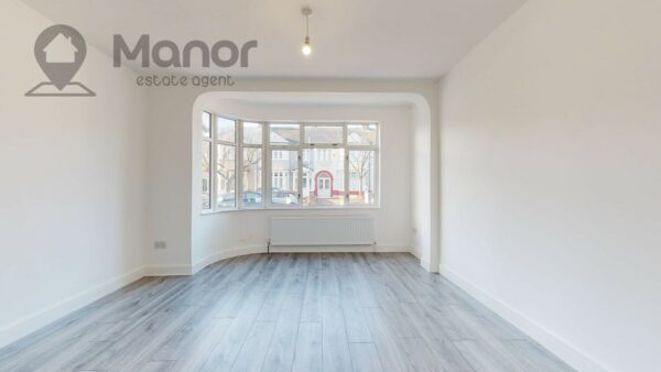 Westrow Drive, Barking, IG11 9BT