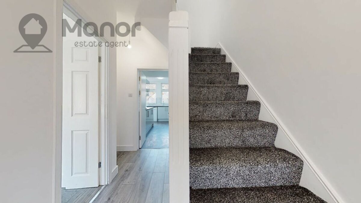 Westrow Drive, Barking, IG11 9BT