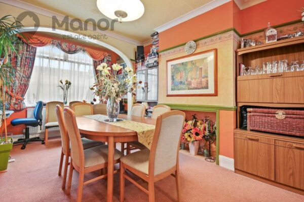 Southbourne Gardens, Ilford, IG1 2QF