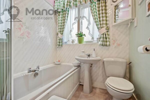 Southbourne Gardens, Ilford, IG1 2QF