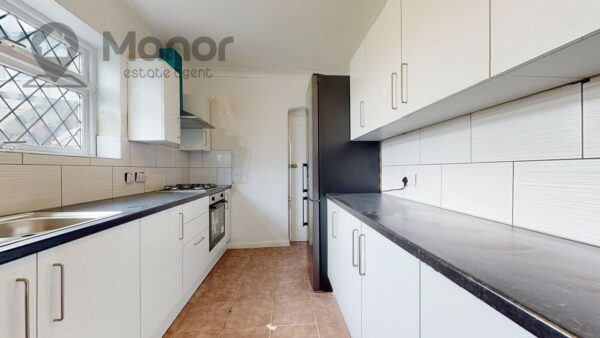 Lindsey Road, Dagenham, RM8 2RP