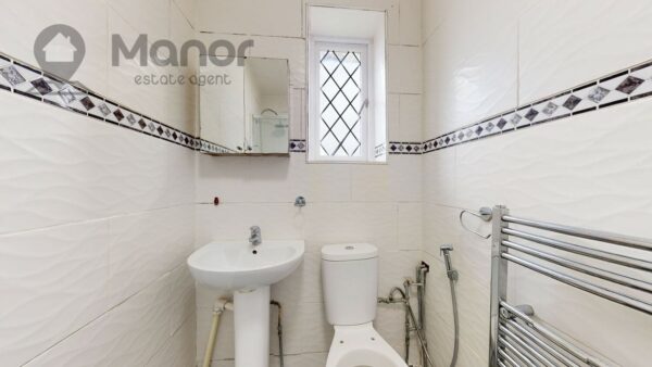 Lindsey Road, Dagenham, RM8 2RP