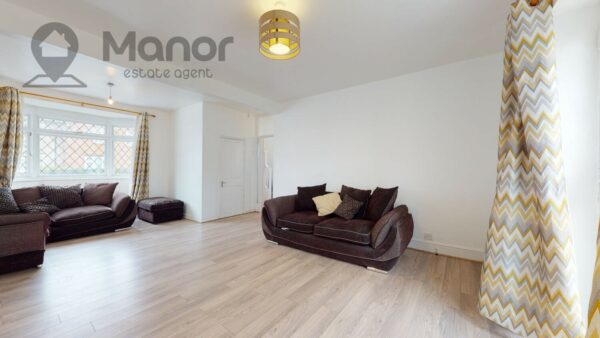 Lindsey Road, Dagenham, RM8 2RP