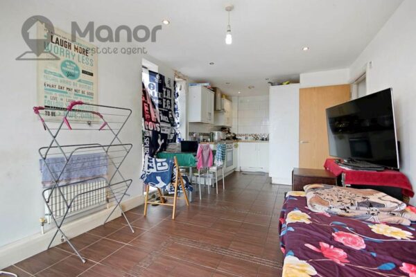 635 Romford Road, Manor Park, E12 5AD