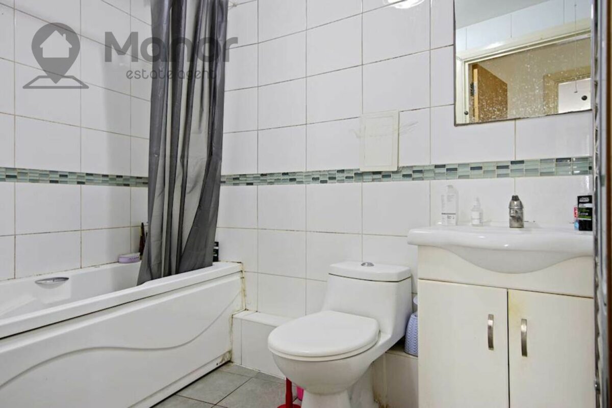 635 Romford Road, Manor Park, E12 5AD