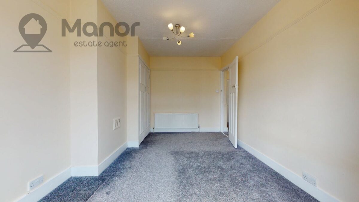 Norwood Avenue, Romford, RM7 0QD