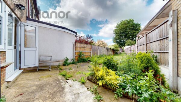 Norwood Avenue, Romford, RM7 0QD