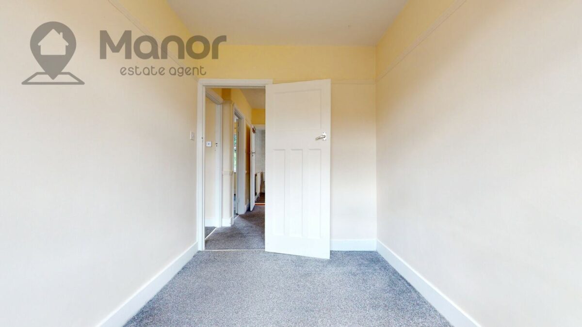 Norwood Avenue, Romford, RM7 0QD