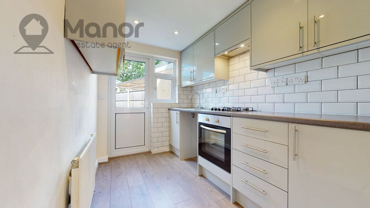 Norwood Avenue, Romford, RM7 0QD