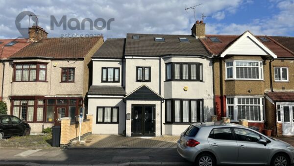 Ashurst Drive, Gants Hill, IG2 6SB