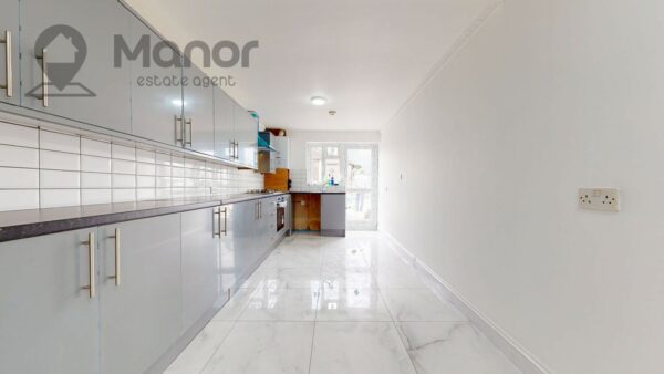 Ilford Lane, Ilford, IG1 2RT