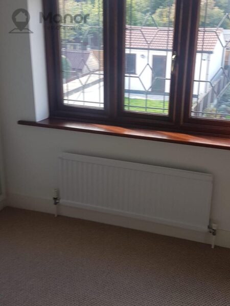 Hayden Way, Romford, RM5 3DA