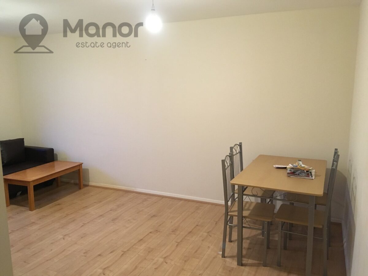 Greenslade Road, Barking, IG11 9XE