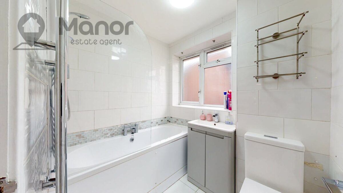 Ibscott Close, Dagenham, RM10 9YT