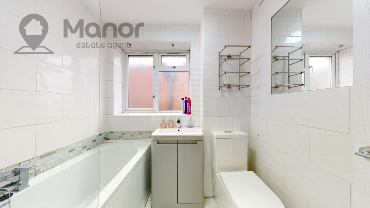 Ibscott Close, Dagenham, RM10 9YT