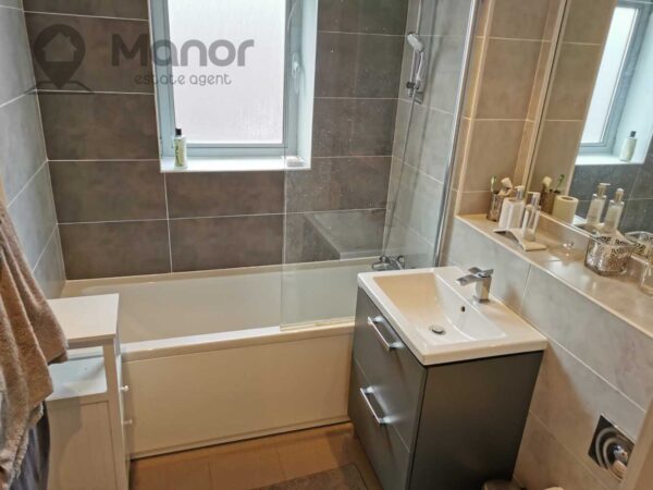 Hazeleigh House, Market Link, Romford, RM1 1XN