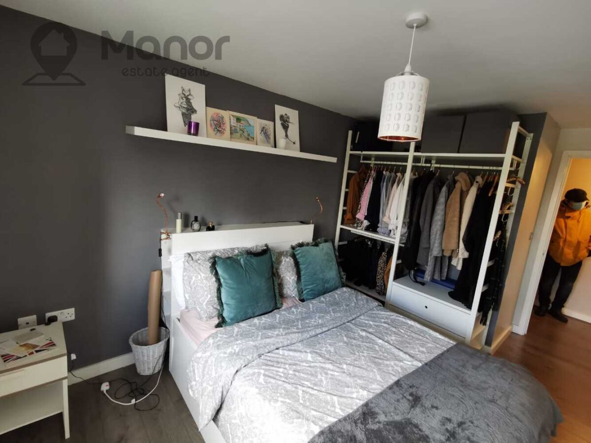 Hazeleigh House, Market Link, Romford, RM1 1XN