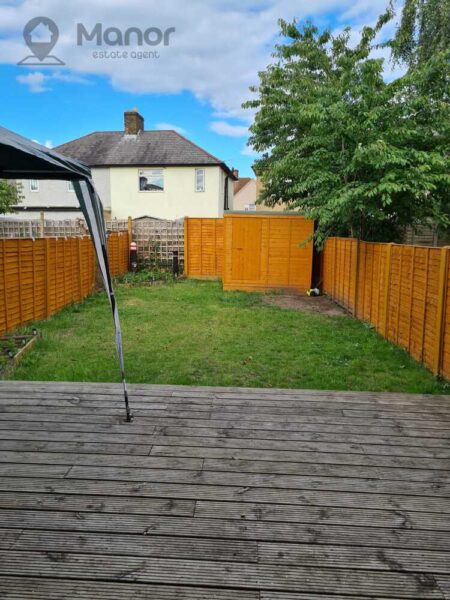 Chittys Lane, Dagenham, RM8 3RT