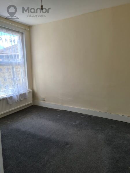 Eighth Avenue, Manor Park, E12 5JN