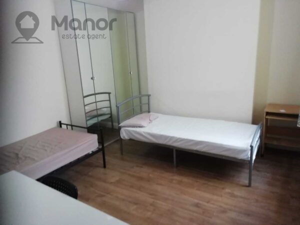 6-8 High Street North, East Ham, E6 2HJ