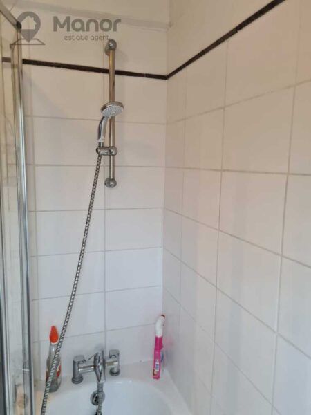 Harts Lane, Barking, IG11 8NA