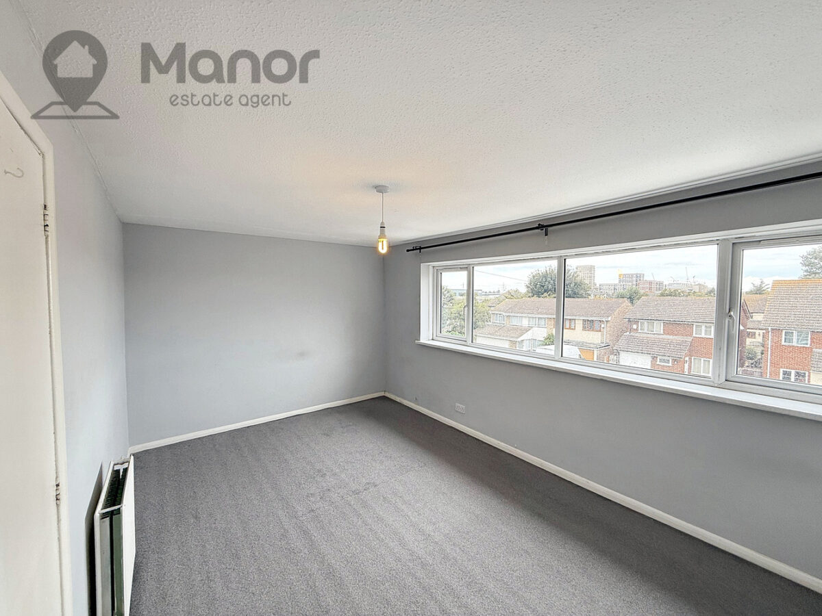 Louise Gardens, Rainham, RM13 8LH