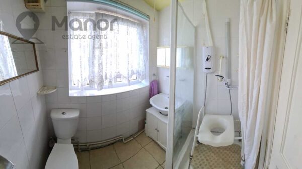 Park Avenue, East Ham, E6 2PY