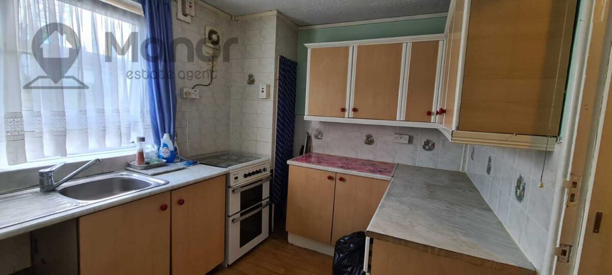 Park Avenue, East Ham, E6 2PY