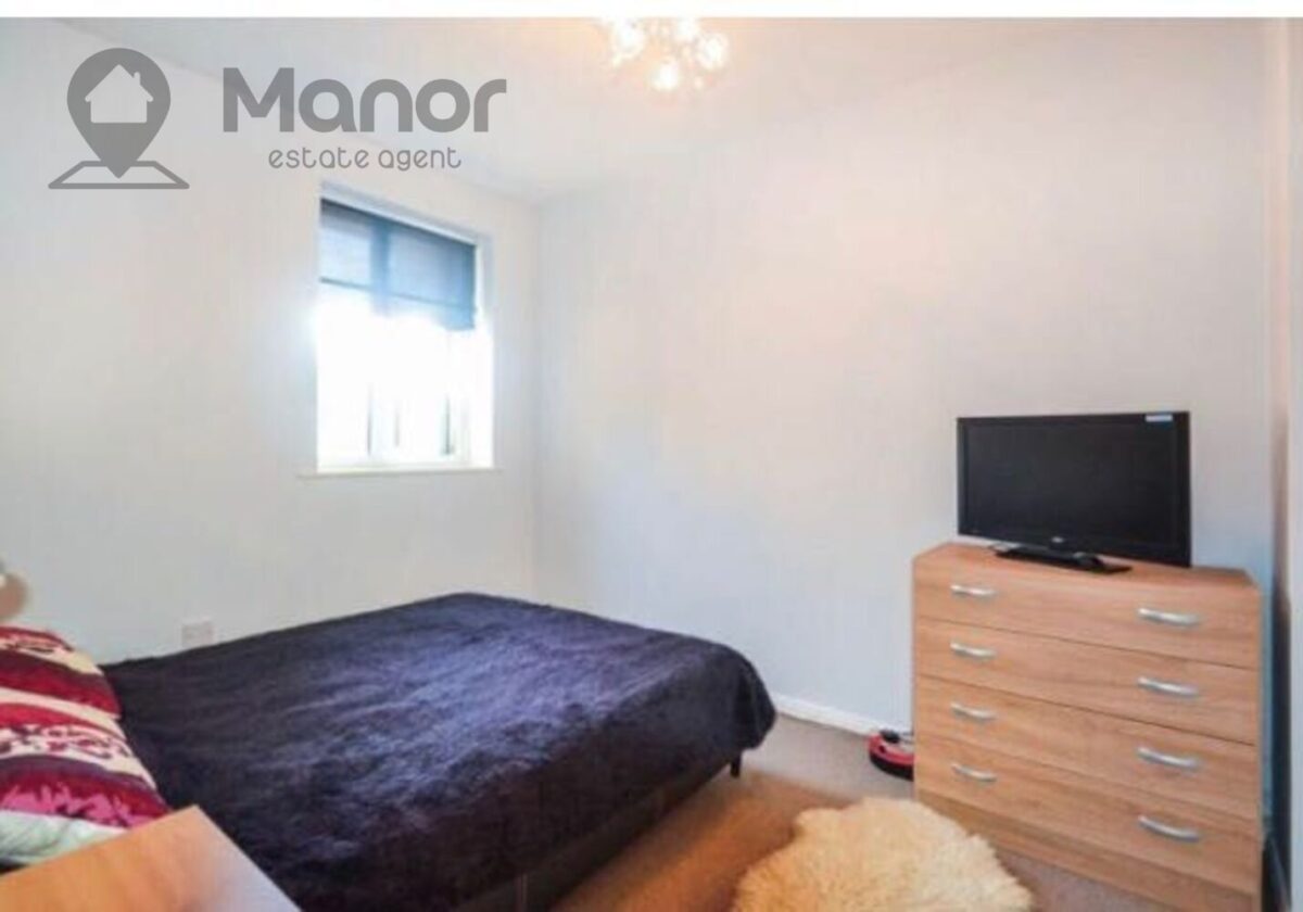 Plumtree Close, Dagenham, RM10 8UA