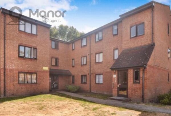 Plumtree Close, Dagenham, RM10 8UA