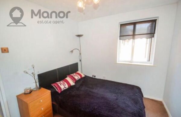 Plumtree Close, Dagenham, RM10 8UA