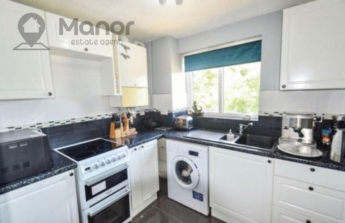 Plumtree Close, Dagenham, RM10 8UA