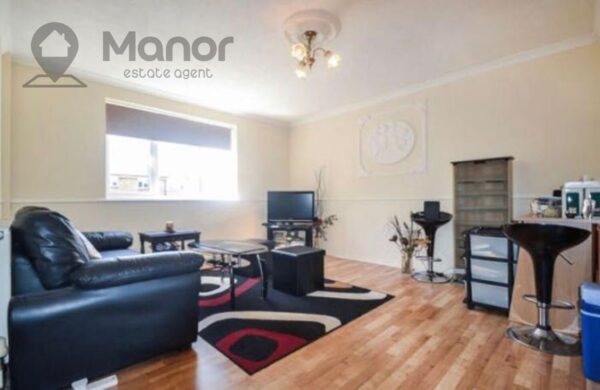 Plumtree Close, Dagenham, RM10 8UA