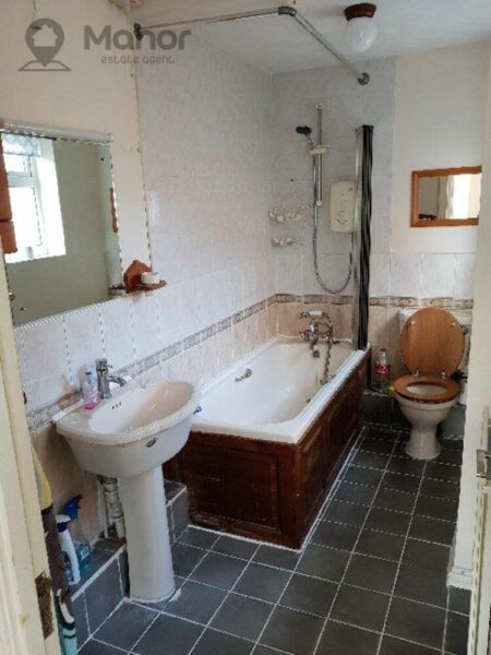 Mossbank Avenue, Luton, LU2 9HH