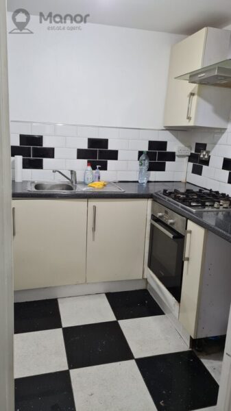 High Street North, Manor Park, E12 6TJ