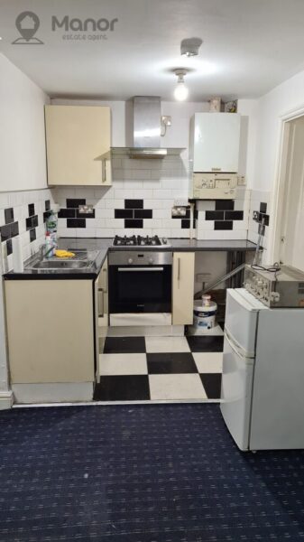 High Street North, Manor Park, E12 6TJ