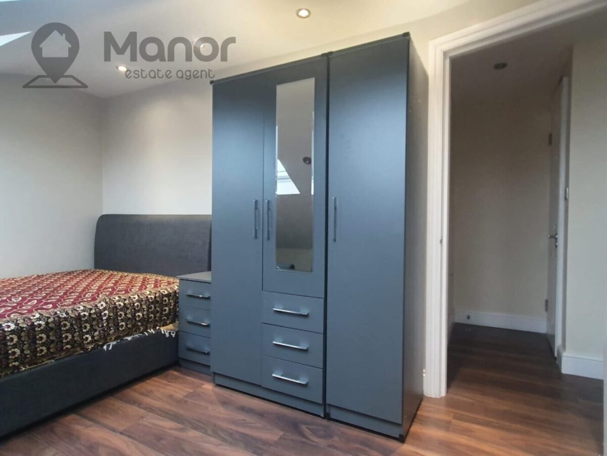 Dawlish Drive, Goodmayes, IG3 9EG