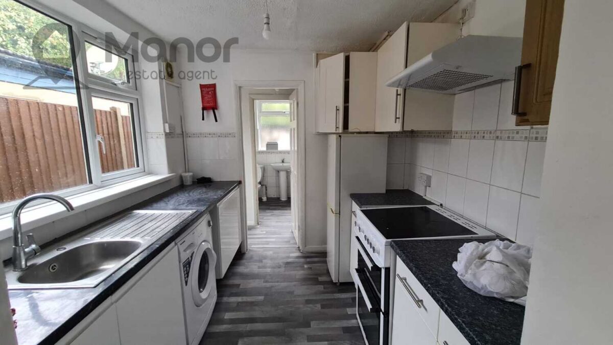 Dore Avenue, Manor Park, E12 6JT