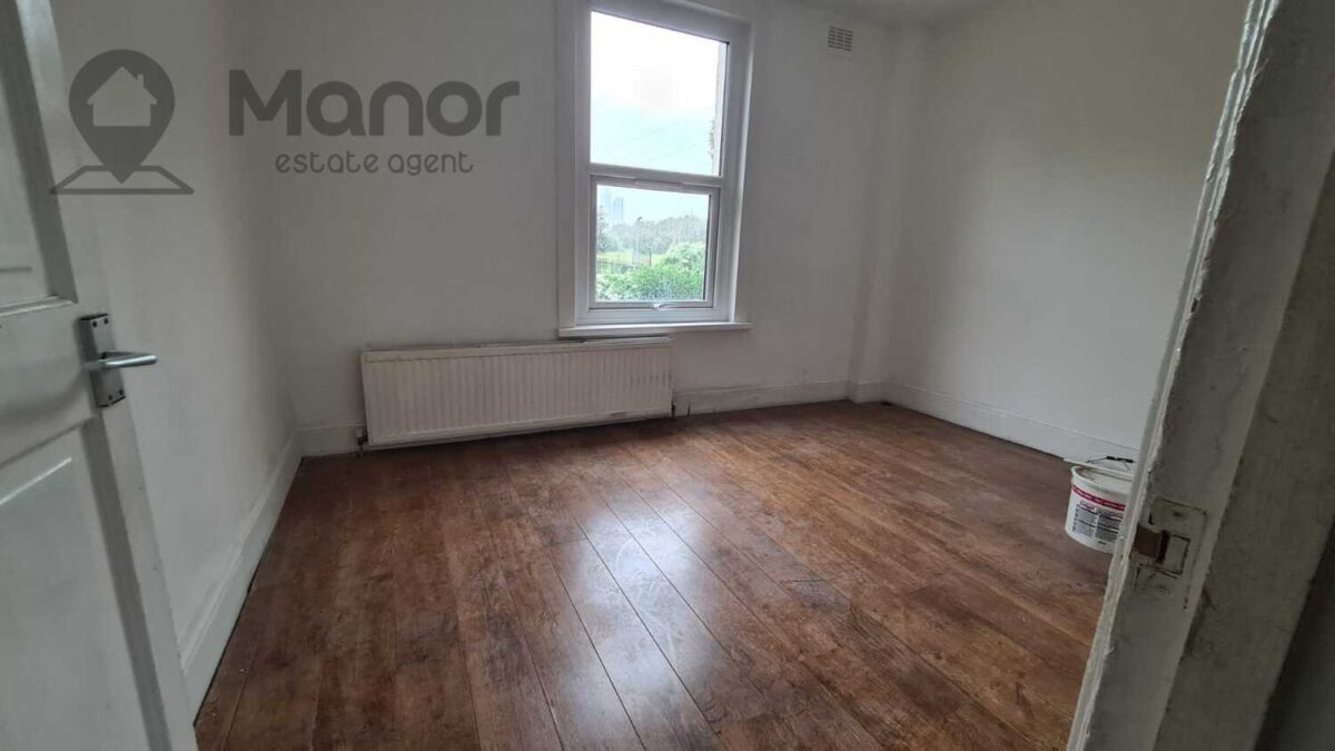 Dore Avenue, Manor Park, E12 6JT
