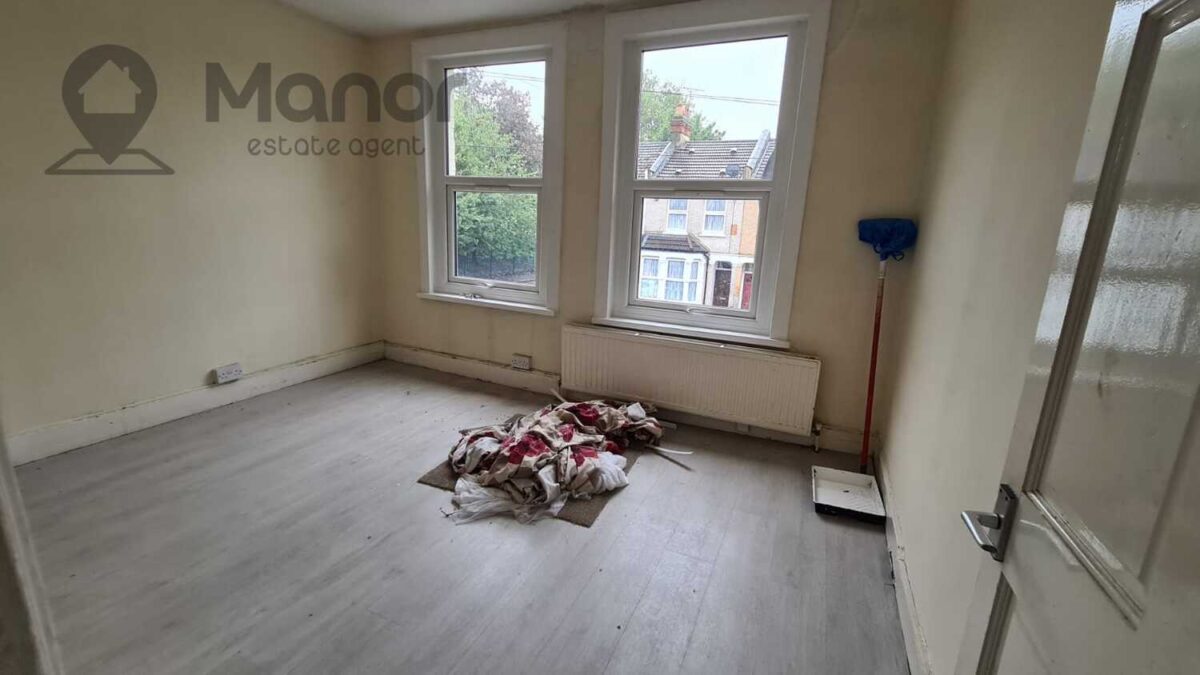 Dore Avenue, Manor Park, E12 6JT